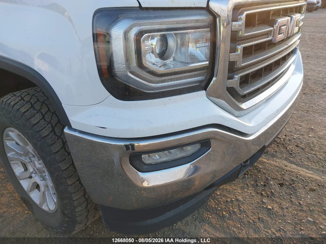 12668050 :رقم المزاد ، 3GTU2MEC2HG352106 vin ، 2017 Gmc Sierra K1500 Sle مزاد بيع