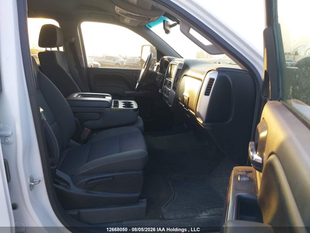 12668050 :رقم المزاد ، 3GTU2MEC2HG352106 vin ، 2017 Gmc Sierra K1500 Sle مزاد بيع