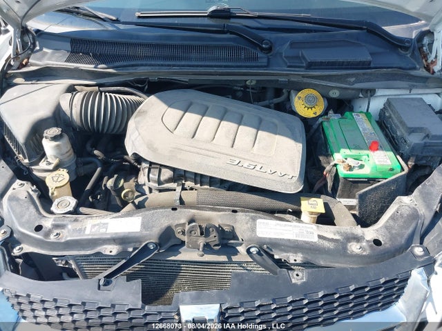 12668073 :رقم المزاد ، 2C4RDGBGXJR163762 vin ، 2018 Dodge Grand Caravan Se مزاد بيع