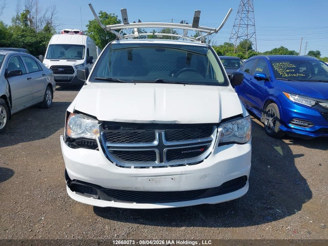 12668073 :رقم المزاد ، 2C4RDGBGXJR163762 vin ، 2018 Dodge Grand Caravan Se مزاد بيع