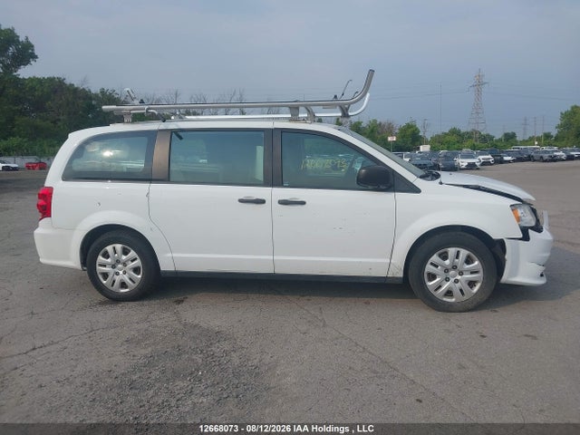 12668073 :رقم المزاد ، 2C4RDGBGXJR163762 vin ، 2018 Dodge Grand Caravan Se مزاد بيع