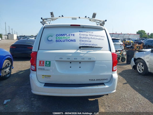 12668073 :رقم المزاد ، 2C4RDGBGXJR163762 vin ، 2018 Dodge Grand Caravan Se مزاد بيع