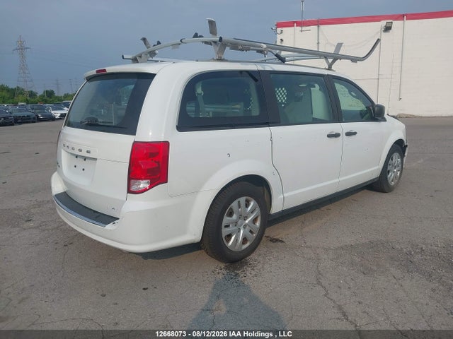 12668073 :رقم المزاد ، 2C4RDGBGXJR163762 vin ، 2018 Dodge Grand Caravan Se مزاد بيع