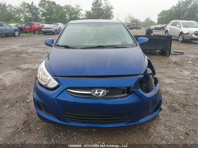 2017 Hyundai Accent Gl მანქანა იყიდება აუქციონზე, vin: KMHCT5AE1HU341662, აუქციონის ნომერი: 12668080