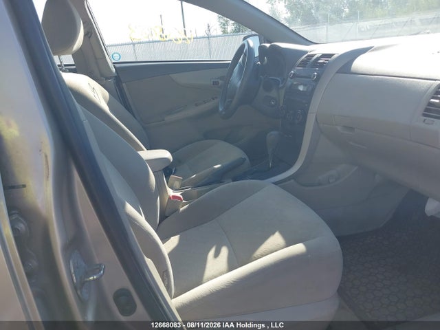 2010 Toyota Corolla Ce მანქანა იყიდება აუქციონზე, vin: 2T1BU4EE2AC215380, აუქციონის ნომერი: 12668083