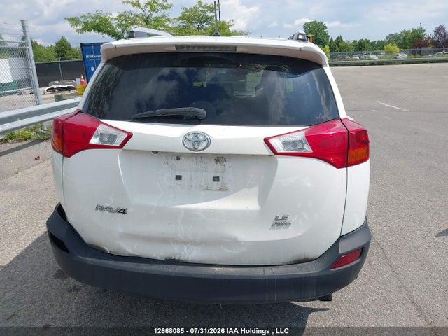 Toyota RAV4 LE 2015 2T3BFREV5FW238317 Image 16