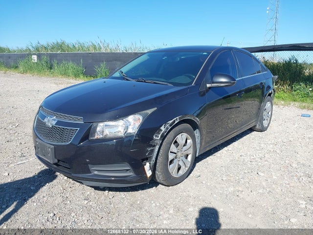 Chevrolet Cruze 2014 1G1PC5SB1E7424604 Image 2