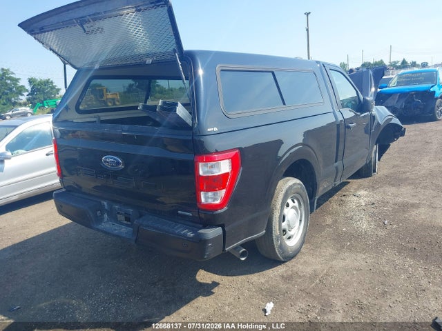 12668137 :رقم المزاد ، 1FTMF1CP1NKF31282 vin ، 2022 Ford F150 مزاد بيع