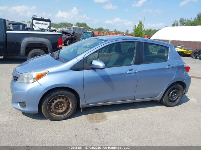 12646981 :رقم المزاد ، JTDKTUD36CD523693 vin ، 2012 Toyota Yaris Le مزاد بيع
