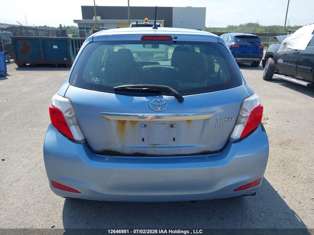 12646981 :رقم المزاد ، JTDKTUD36CD523693 vin ، 2012 Toyota Yaris Le مزاد بيع