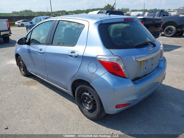 12646981 :رقم المزاد ، JTDKTUD36CD523693 vin ، 2012 Toyota Yaris Le مزاد بيع
