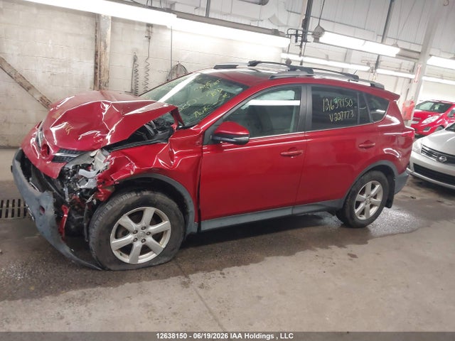 Toyota Rav4 Xle 2015 2T3WFREV7FW227773 Image 14