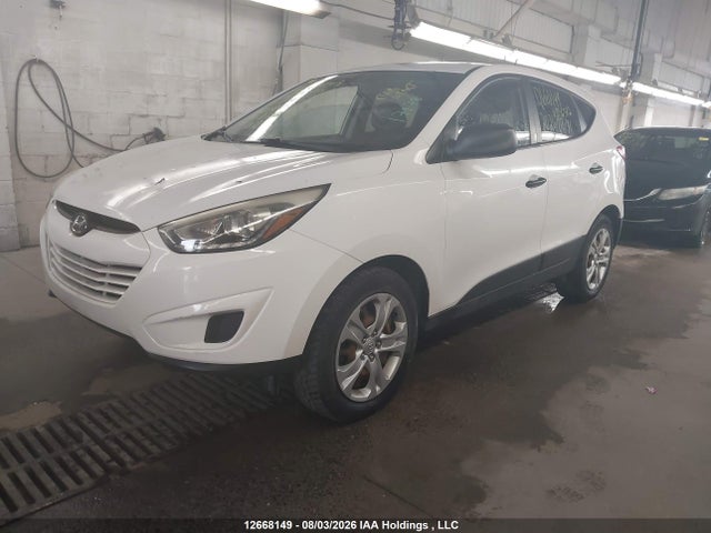 Hyundai Tucson 2014 KM8JT3AF6EU896512 Image 2