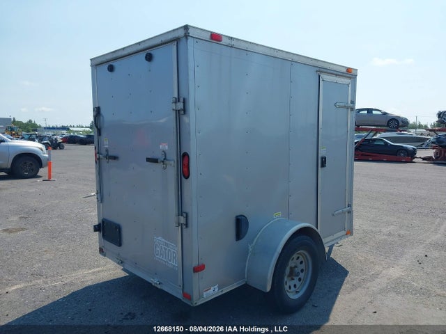 12668150 :رقم المزاد ، 5UZBE0818ED027170 vin ، 2014 Diamond C Trailer Enclosed Trailer Bnb58 مزاد بيع