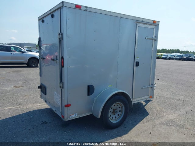 12668150 :رقم المزاد ، 5UZBE0818ED027170 vin ، 2014 Diamond C Trailer Enclosed Trailer Bnb58 مزاد بيع
