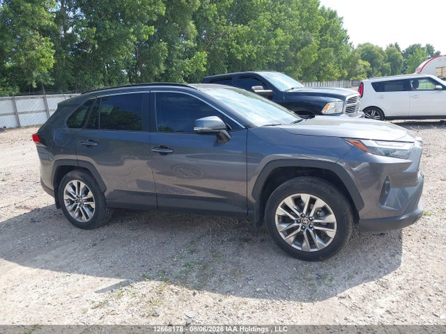 Toyota RAV4 2024 2T3R1RFV7RC443705 Image 13