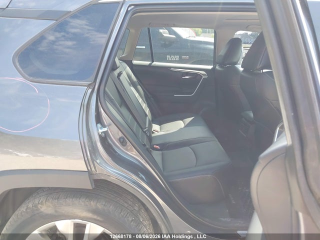 Toyota RAV4 2024 2T3R1RFV7RC443705 Image 8