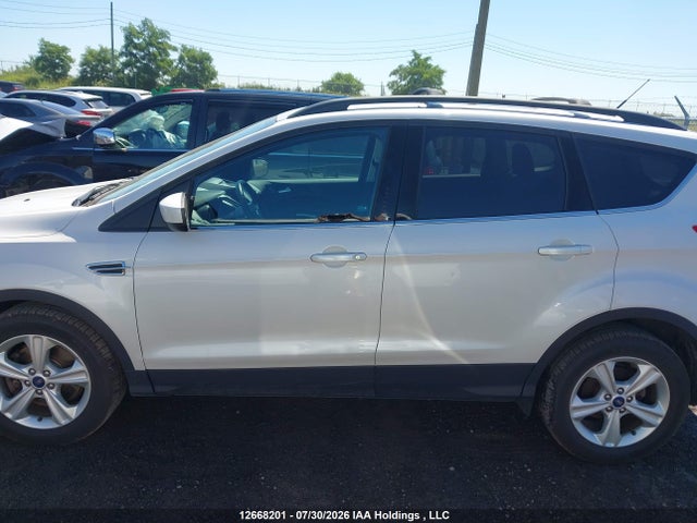 Продажа на аукционе авто 2015 Ford Escape Se, vin: 1FMCU9G95FUB98789, номер лота: 12668201