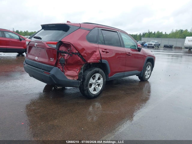 Продажа на аукционе авто 2021 Toyota Rav4 Xle, vin: 2T3R1RFV2MW179493, номер лота: 12668210
