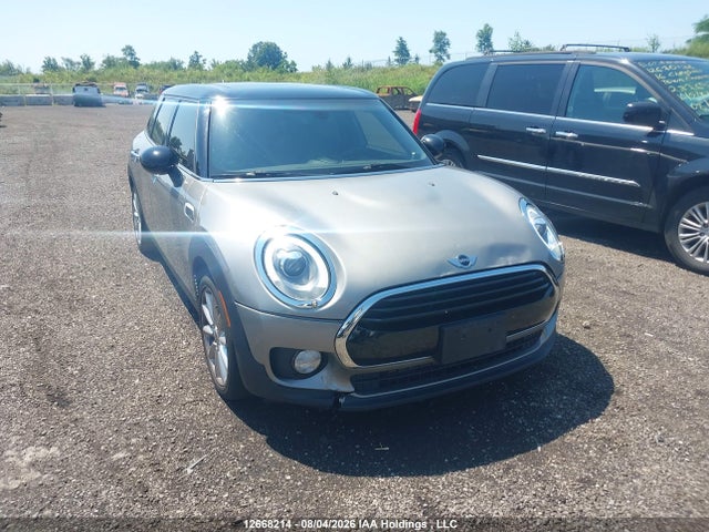 2016 Mini Clubman Cooper მანქანა იყიდება აუქციონზე, vin: WMWLN5C58G2E29291, აუქციონის ნომერი: 12668214