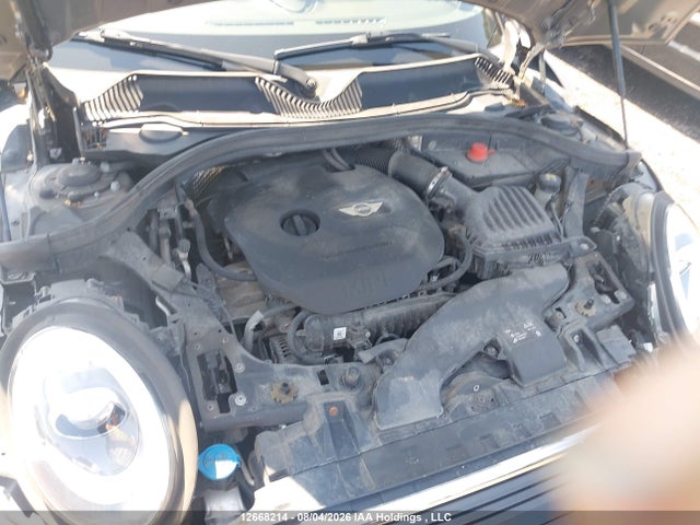 2016 Mini Clubman Cooper მანქანა იყიდება აუქციონზე, vin: WMWLN5C58G2E29291, აუქციონის ნომერი: 12668214
