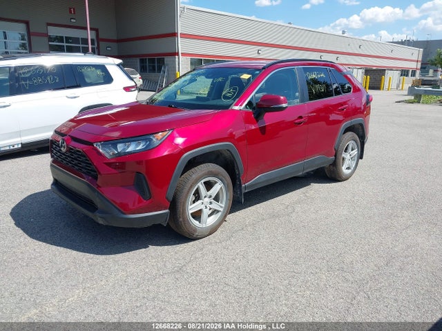 Toyota RAV4 LE 2020 2T3B1RFV8LC119381 Image 2