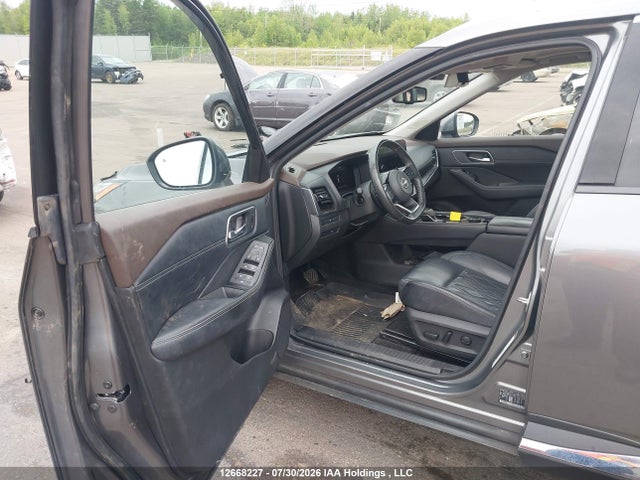 Продажа на аукционе авто 2022 Nissan Rogue Platinum, vin: JN8BT3DD1NW270491, номер лота: 12668227