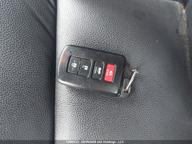 2T1BURHE6HC799124 Toyota COROLLA SE
