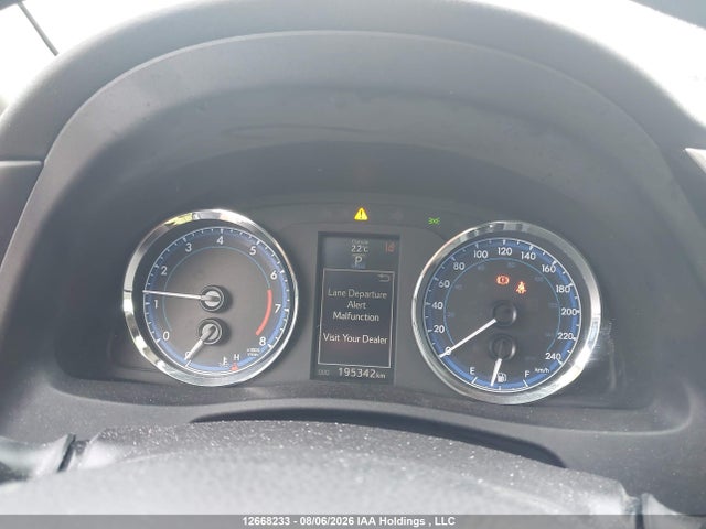 2T1BURHE6HC799124 Toyota COROLLA SE