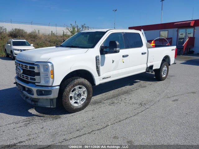 Ford F350 Super Duty 2026 1FT8W3BT2TED83084 Image 2