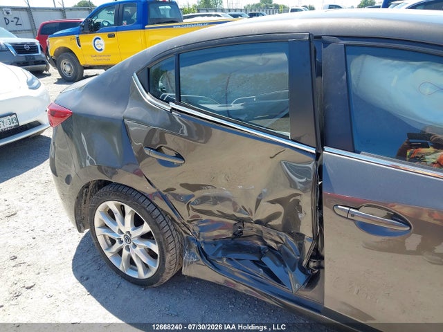 12668240 :رقم المزاد ، JM1BM1W33F1249979 vin ، 2015 Mazda 3 Grand Touring مزاد بيع