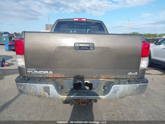 2011 Toyota Tundra Sr5 4.6l V8 მანქანა იყიდება აუქციონზე, vin: 5TFUM5F18BX020154, აუქციონის ნომერი: 12668247