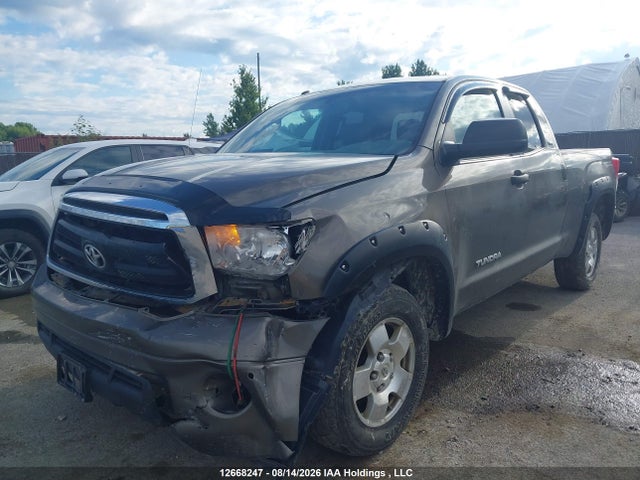 2011 Toyota Tundra Sr5 4.6l V8 მანქანა იყიდება აუქციონზე, vin: 5TFUM5F18BX020154, აუქციონის ნომერი: 12668247