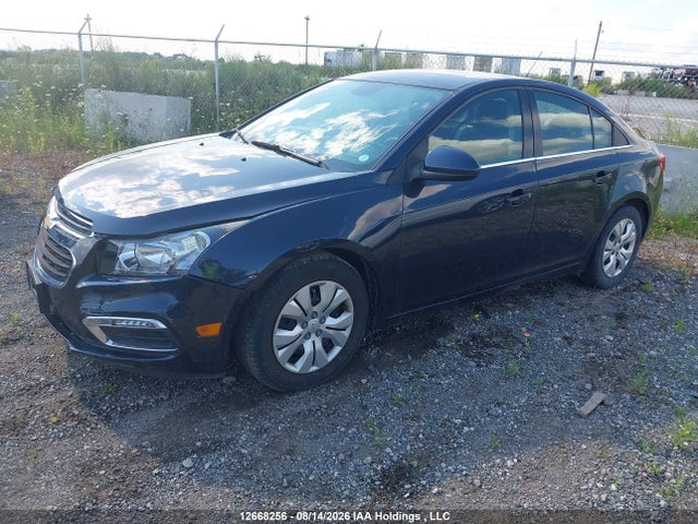 Chevrolet Cruze 1lt 2015 1G1PC5SB0F7149583 Image 2