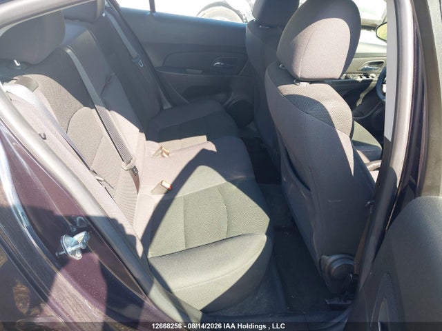 Chevrolet Cruze 1lt 2015 1G1PC5SB0F7149583 Image 8