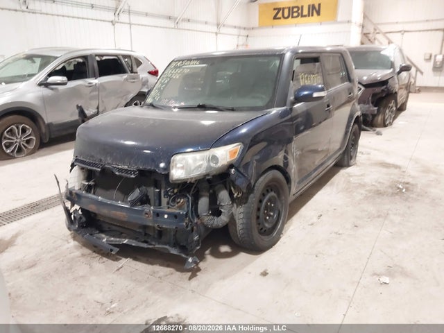 Scion XB 2015 JTLZE4FE1FJ070326 Image 2