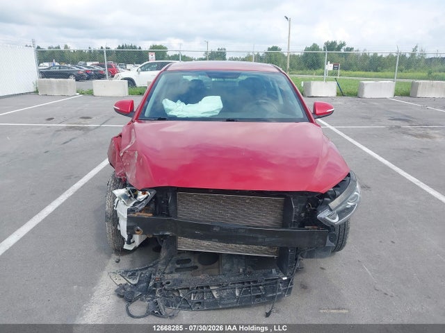 KMHD84LF3HU272799 Hyundai Elantra