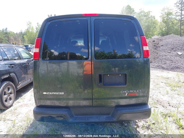 Aukcja sprzedaży 2005 Chevrolet Express Passenger, vin: 1GAGG25V251188945, numer aukcji: 12668286
