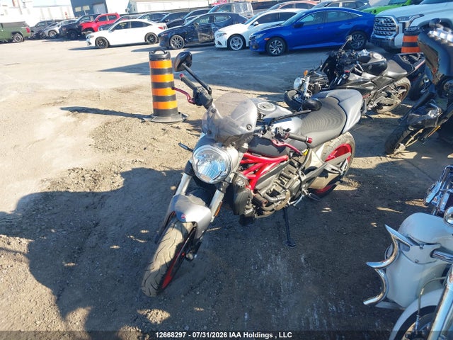 Ducati Monster 821 2017 ZDM1RBTS3HB024428 Image 2