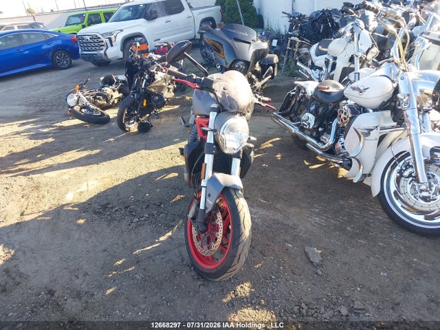 Ducati Monster 821 2017 ZDM1RBTS3HB024428 Image 5