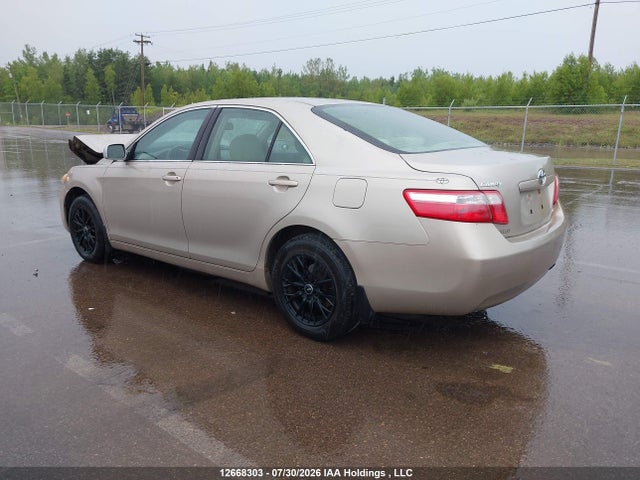 2007 Toyota Camry Ce/le/xle/se მანქანა იყიდება აუქციონზე, vin: 4T1BE46K27U066381, აუქციონის ნომერი: 12668303