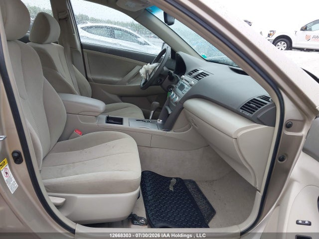 2007 Toyota Camry Ce/le/xle/se მანქანა იყიდება აუქციონზე, vin: 4T1BE46K27U066381, აუქციონის ნომერი: 12668303