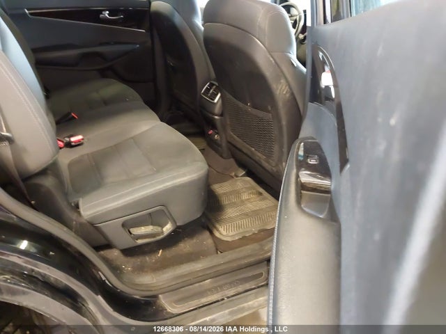 Aukcja sprzedaży 2016 Kia Sorento 2.0l Lx+, vin: 5XYPG4A11GG026801, numer aukcji: 12668306