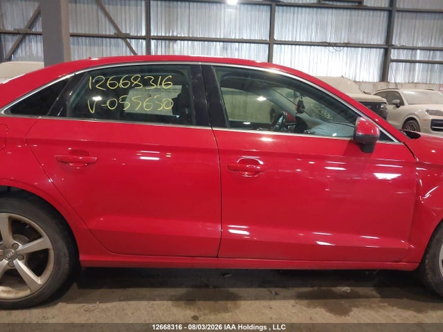 WAUACRFFXF1055650 Audi A3