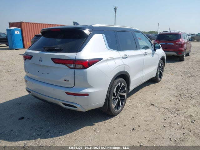 Auction sale of the 2024 Mitsubishi Outlander Gt/gt Noir/gt Premium, vin: JA4J4WA83RZ630825, lot number: 12668329