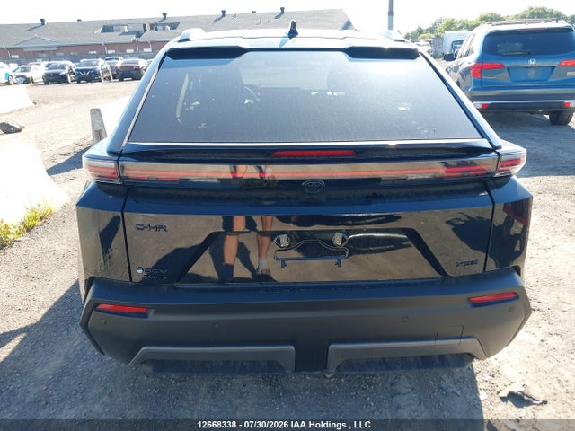 JTMAAAAD2TJ014120 Toyota C-hr Xse Awd