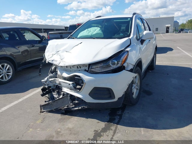 Chevrolet TRAX 1LT 2021 KL7CJPSB2MB310515 Image 2