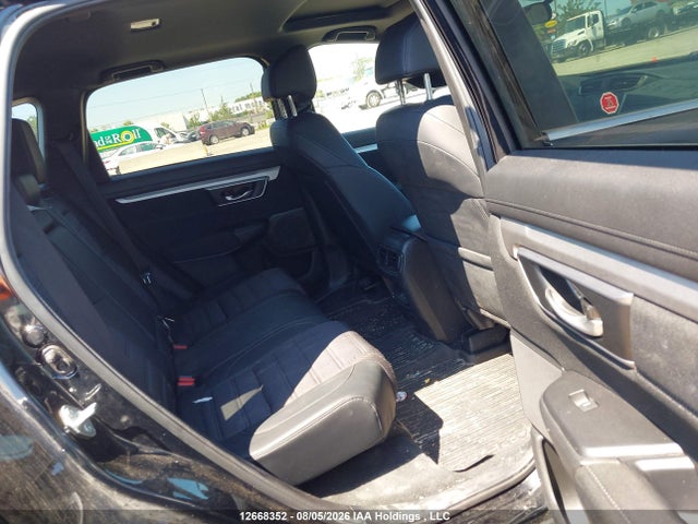 Honda CR-V 2021 2HKRW2H40MH218635 Image 8