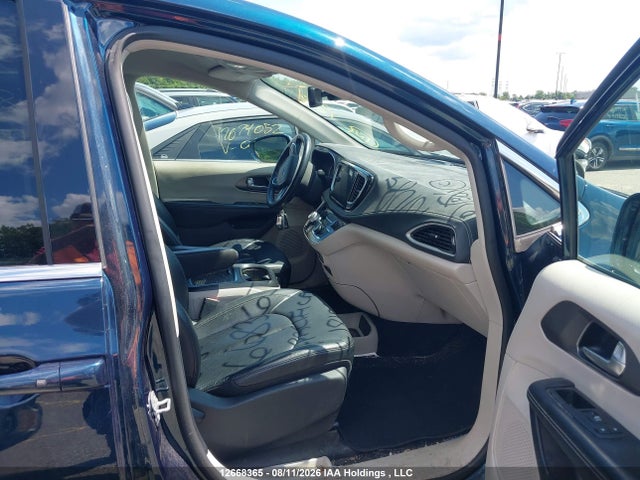 2C4RC1L79NR181089 Chrysler Pacifica Hybrid Touring L