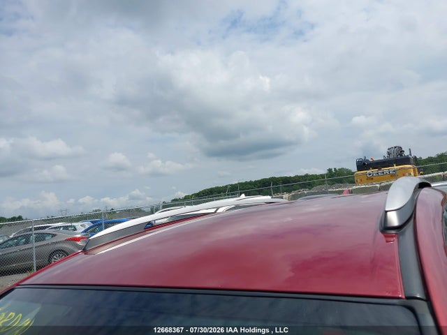 2T3BFREV5JW818322 Toyota RAV4 LE